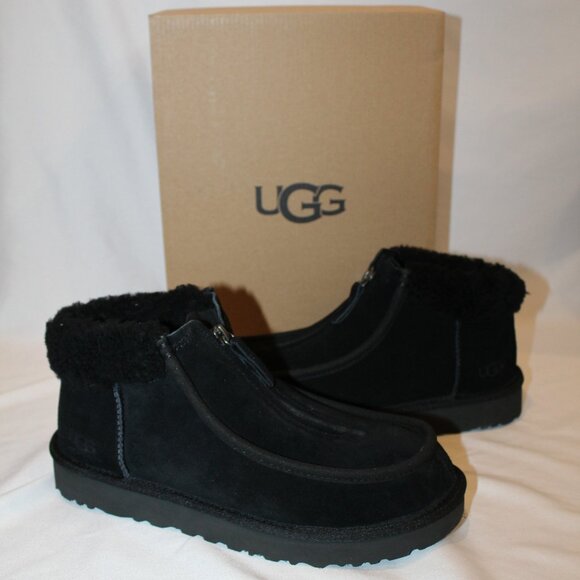 NIB UGG WOMEN'S FUNKARRA BLACK SUEDE SHEARLING FRONT ZIP ANKLE BOOTIES SLIPPERS - Picture 2 of 7